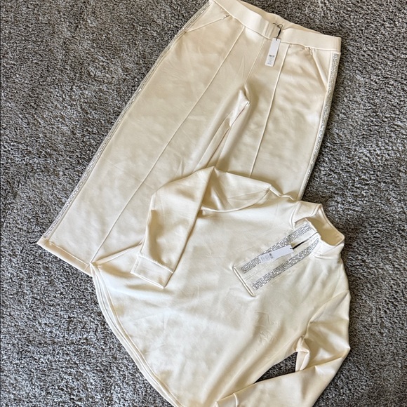 Chico's Pants - CHICOS PANTS AND TOP ❤️FINAL SALE